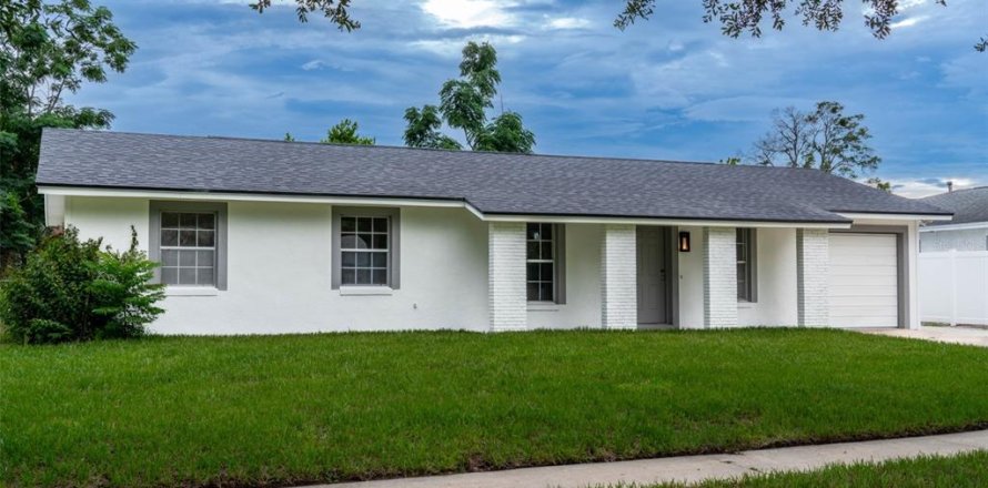 Casa en Casselberry, Florida 3 dormitorios, 106.84 m2 № 2232487