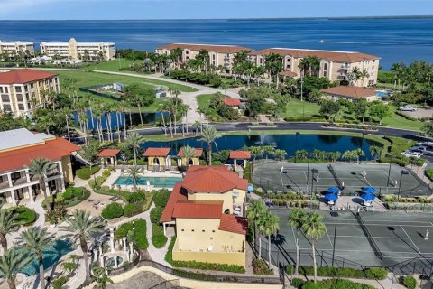 Copropriété à vendre à Punta Gorda, Floride: 2 chambres, 137.96 m2 № 2302995 - photo 29