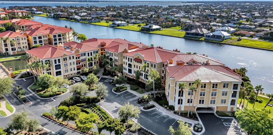 Condo à Punta Gorda, Floride, 2 chambres  № 2302995