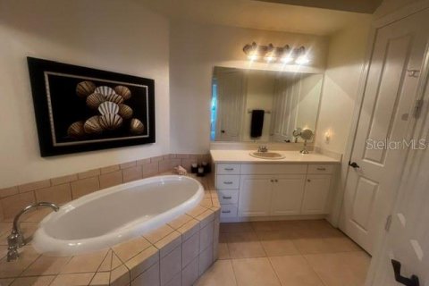 Copropriété à vendre à Punta Gorda, Floride: 2 chambres, 137.96 m2 № 2302995 - photo 13