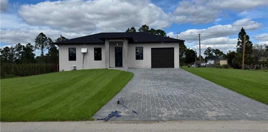 Casa en Lehigh Acres, Florida 3 dormitorios, 98.2 m2 № 1635086