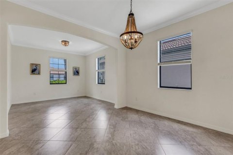 House in Venice, Florida 5 bedrooms, 297.84 sq.m. № 1845171 - photo 23