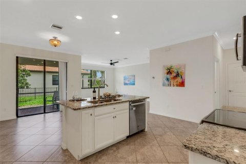 House in Venice, Florida 5 bedrooms, 297.84 sq.m. № 1845171 - photo 6