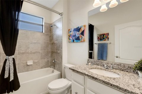 House in Venice, Florida 5 bedrooms, 297.84 sq.m. № 1845171 - photo 21