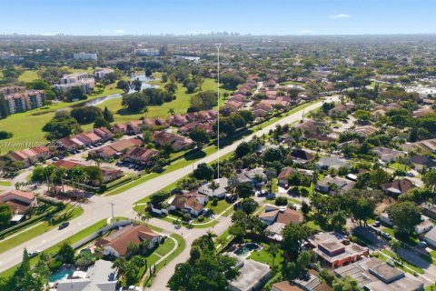 House in Lauderhill, Florida 3 bedrooms, 154.78 sq.m. № 1956229 - photo 30