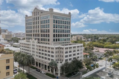 Commercial property in Coral Gables, Florida № 1479762 - photo 24