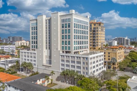 Commercial property in Coral Gables, Florida № 1479762 - photo 1