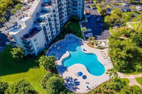 Снять в аренду квартиру в Орландо, Флорида 1 комната, 39.48м2, № 1851808 - фото 1