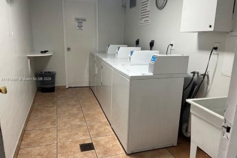 Condo in Sunny Isles Beach, Florida, 1 bedroom  № 1974432 - photo 8