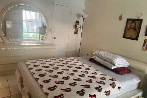 Condo in Sunny Isles Beach, Florida, 1 bedroom  № 1974432 - photo 6