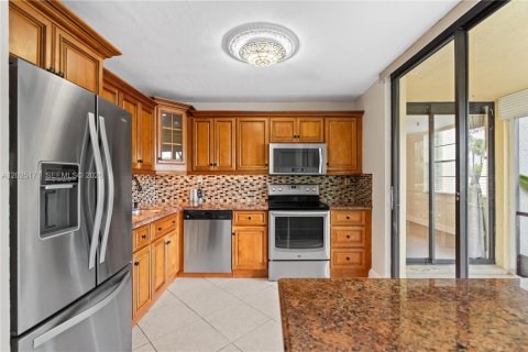 Купить кондоминиум в Майами, Флорида 2 спальни, 113.53м2, № 2089419 - фото 4
