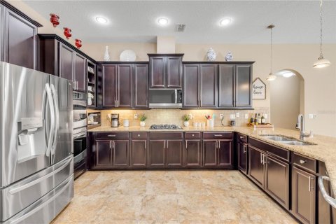 House in New Smyrna Beach, Florida 4 bedrooms, 254.37 sq.m. № 1816036 - photo 16