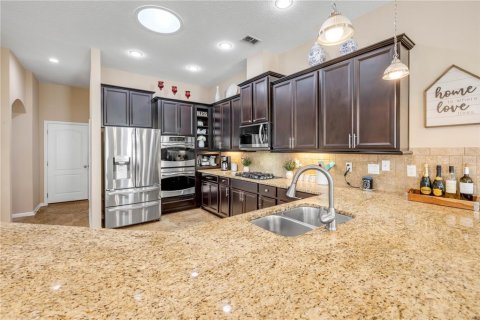 House in New Smyrna Beach, Florida 4 bedrooms, 254.37 sq.m. № 1816036 - photo 20