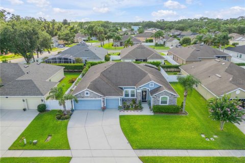 House in New Smyrna Beach, Florida 4 bedrooms, 254.37 sq.m. № 1816036 - photo 5