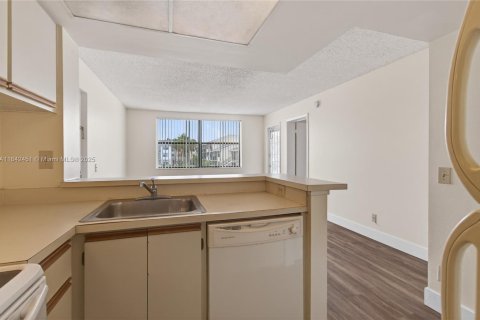 Condo in West Palm Beach, Florida, 1 bedroom  № 1836695 - photo 21