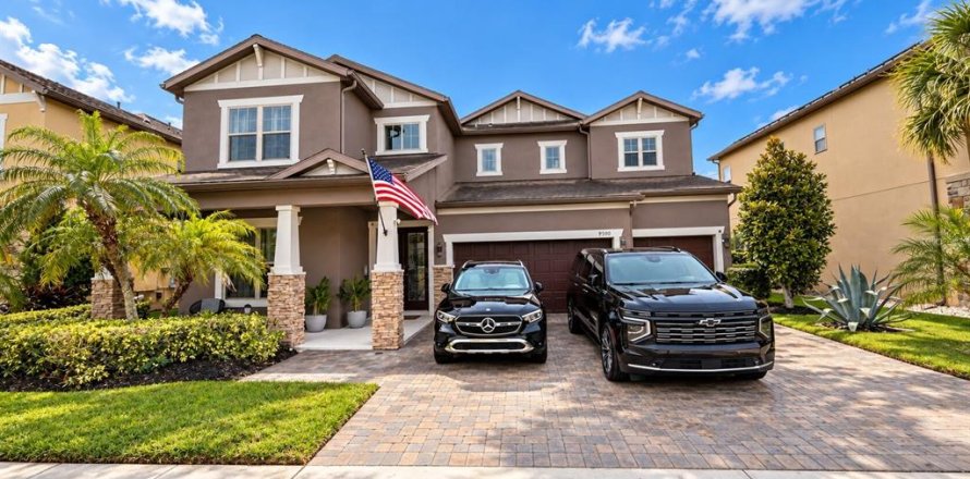 House in Orlando, Florida 4 bedrooms, 385.54 sq.m. № 2403654