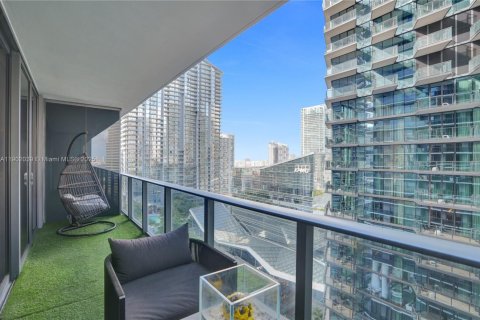 Condominio en alquiler en Miami, Florida, 1 dormitorio, 80.45 m2 № 1953585 - foto 28
