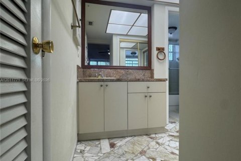 Copropriété à vendre à Miami, Floride: 1 chambre, 72.28 m2 № 2075389 - photo 11