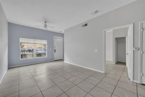 Condominio en venta en Kissimmee, Florida, 3 dormitorios, 120.4 m2 № 1608379 - foto 5