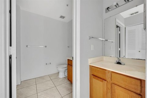 Condominio en venta en Kissimmee, Florida, 3 dormitorios, 120.4 m2 № 1608379 - foto 18