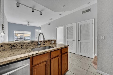 Condominio en venta en Kissimmee, Florida, 3 dormitorios, 120.4 m2 № 1608379 - foto 10