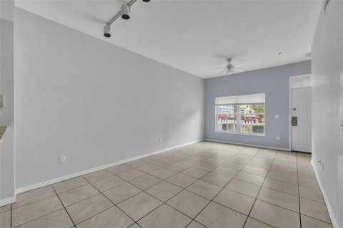 Condominio en venta en Kissimmee, Florida, 3 dormitorios, 120.4 m2 № 1608379 - foto 6