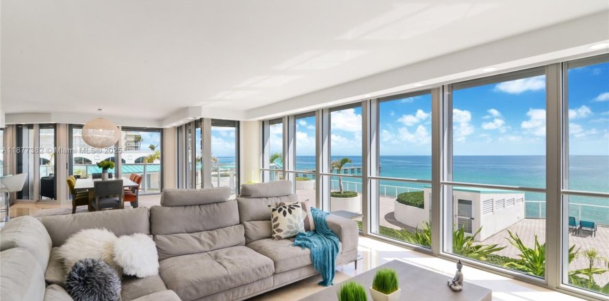 Condo à Sunny Isles Beach, Floride, 2 chambres  № 1980781