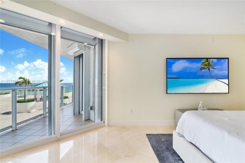 Copropriété à vendre à Sunny Isles Beach, Floride: 2 chambres, 187.66 m2 № 1980781 - photo 11