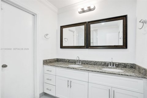 Купить виллу или дом в Мирамар, Флорида 3 спальни, 153.47м2, № 2010495 - фото 26