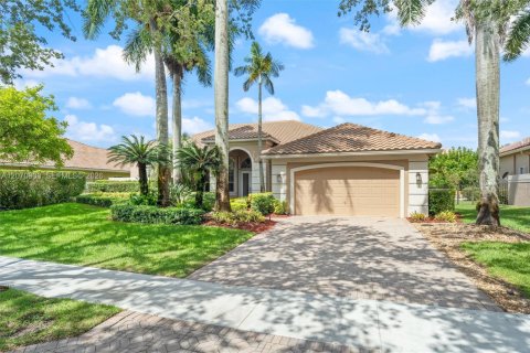 Villa ou maison à Weston, Floride 4 chambres, 252.51 m2 № 2301584