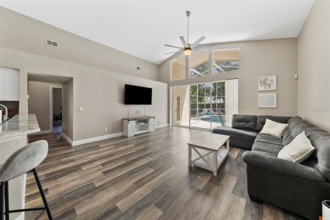 House in Tampa, Florida 4 bedrooms, 236.53 sq.m. № 1756989 - photo 8