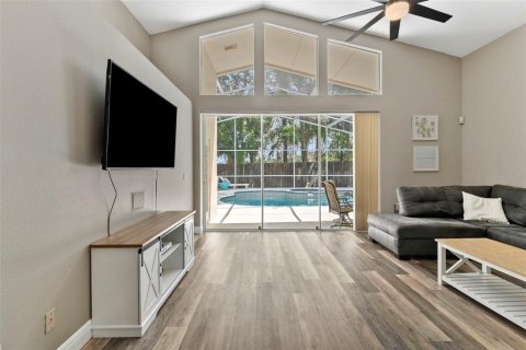 House in Tampa, Florida 4 bedrooms, 236.53 sq.m. № 1756989 - photo 15