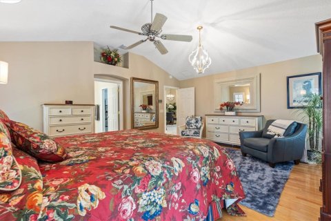 House in The Villages, Florida 3 bedrooms, 204.11 sq.m. № 2410043 - photo 24