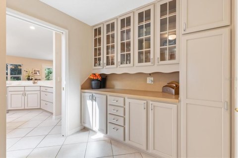House in The Villages, Florida 3 bedrooms, 204.11 sq.m. № 2410043 - photo 19