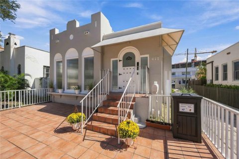 Immobilier commercial à louer à Sarasota, Floride: 130.06 m2 № 2416571 - photo 7