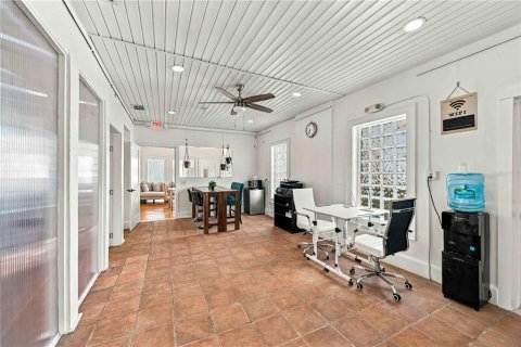 Immobilier commercial à louer à Sarasota, Floride: 130.06 m2 № 2416571 - photo 19