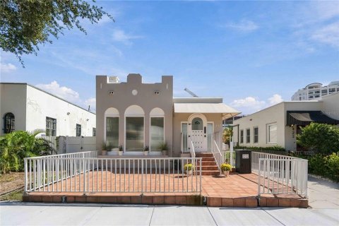 Immobilier commercial à louer à Sarasota, Floride: 130.06 m2 № 2416571 - photo 3