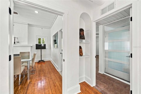 Immobilier commercial à louer à Sarasota, Floride: 130.06 m2 № 2416571 - photo 12