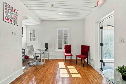 Immobilier commercial à louer à Sarasota, Floride: 130.06 m2 № 2416571 - photo 30