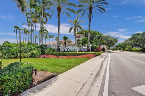 Townhouse in Miramar, Florida 4 bedrooms, 180.14 sq.m. № 1809434 - photo 23