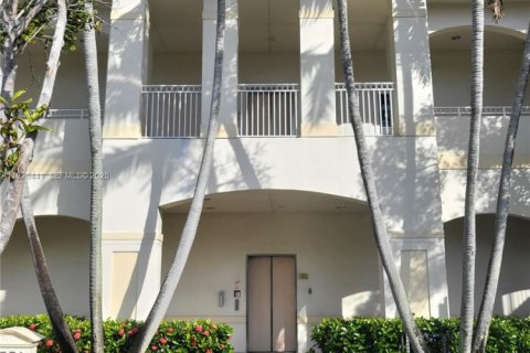 Commercial property in Weston, Florida № 2076867 - photo 2