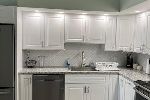 Condo in Clearwater, Florida, 2 bedrooms  № 1910222 - photo 10