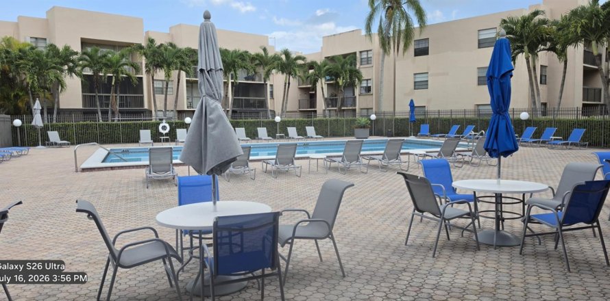 Condo à Miami, Floride, 2 chambres  № 2168575