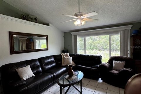 House in Deltona, Florida 3 bedrooms, 173.08 sq.m. № 1878168 - photo 13