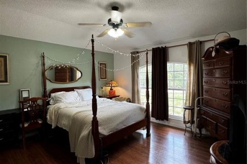 House in Deltona, Florida 3 bedrooms, 173.08 sq.m. № 1878168 - photo 15