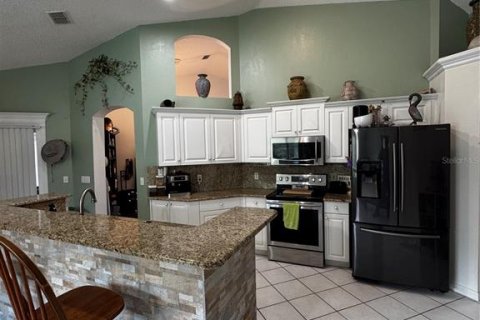 House in Deltona, Florida 3 bedrooms, 173.08 sq.m. № 1878168 - photo 9