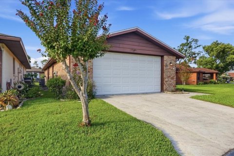 Villa ou maison à Lakeland, Floride 2 chambres, 156.73 m2 № 2285492