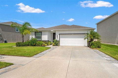 House in Wesley Chapel, Florida 4 bedrooms, 189.24 sq.m. № 1878052 - photo 23