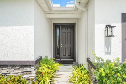 House in Wesley Chapel, Florida 4 bedrooms, 189.24 sq.m. № 1878052 - photo 10