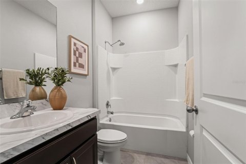 House in Wesley Chapel, Florida 4 bedrooms, 189.24 sq.m. № 1878052 - photo 27
